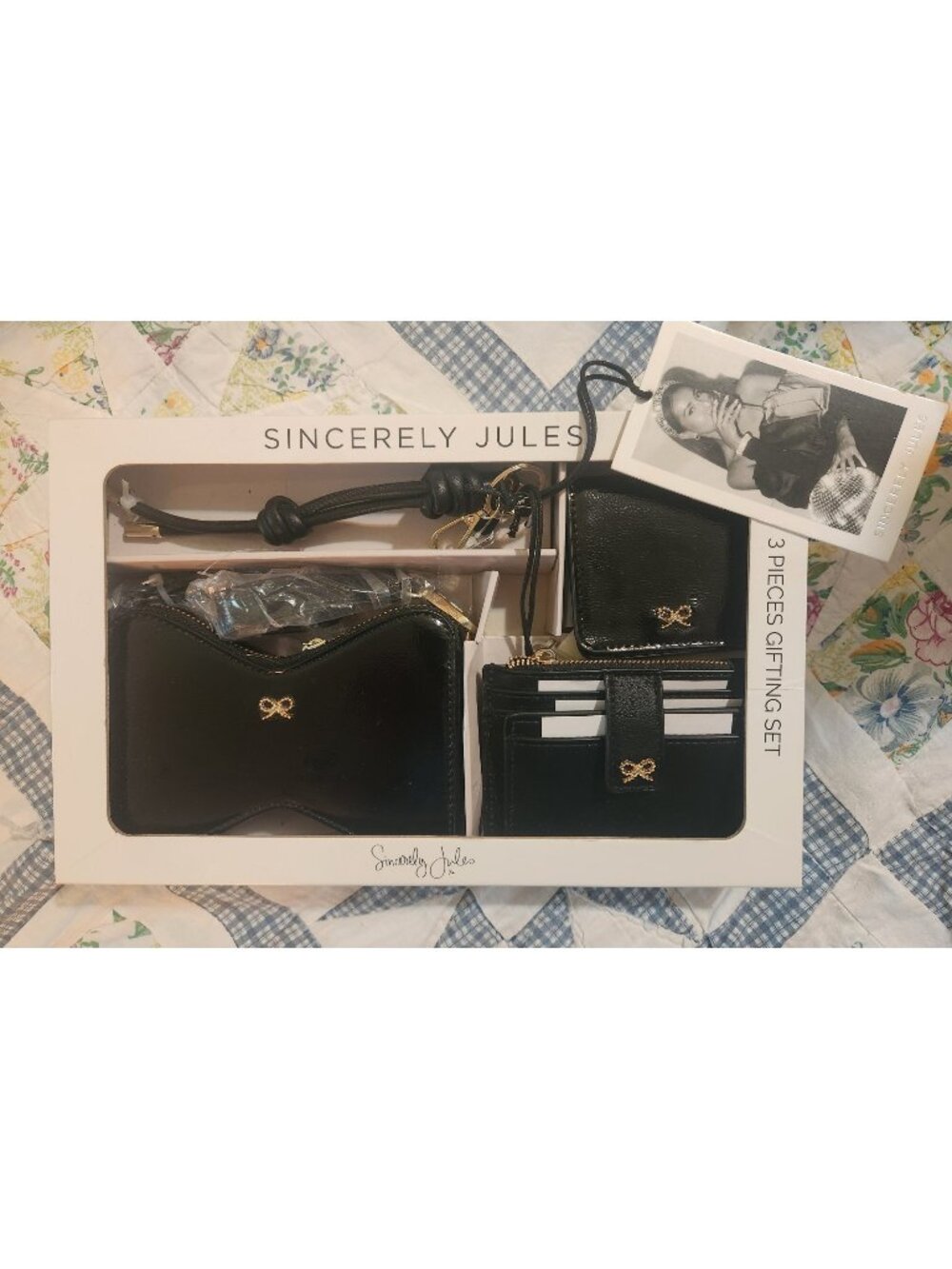 Sincerely Jules Black Patent Leather Wristlet Gift Set NWT